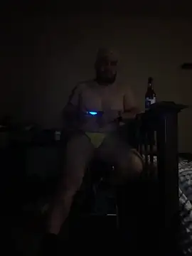 Snapshot of tangaman2280 chatting on 09/16/25, 02:34 tangaman2280 online show from 09/16/25, 02:34