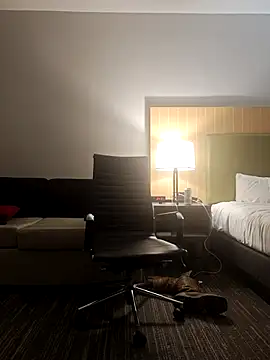 Snapshot of tangaman2280 chatting on 11/13/25, 02:43 tangaman2280 online show from 11/13/25, 02:43