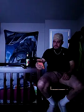 Snapshot of tangaman2280 chatting on 02/01/26, 05:39 tangaman2280 online show from 02/01/26, 05:39