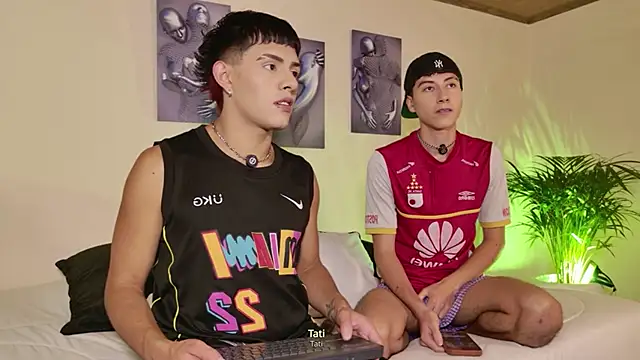 Snapshot of tivendann chatting on 03/22/26, 05:11 tivendann online show from 03/22/26, 05:11