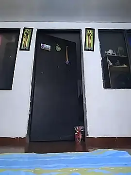 Snapshot of PerlaZultana chatting on 10/01/25, 12:33 PerlaZultana online show from 10/01/25, 12:33