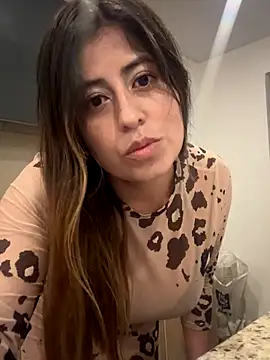 xSweetAlessiax online show from 11/17/25, 12:05