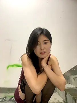 xtt1689999 online show from 10/14/25, 03:46