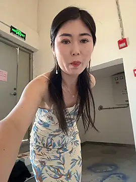 xtt1689999 online show from 02/27/26, 04:23