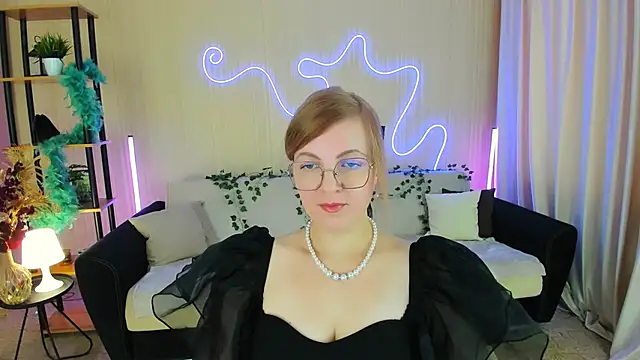 YourUniverser online show from 11/09/25, 09:18