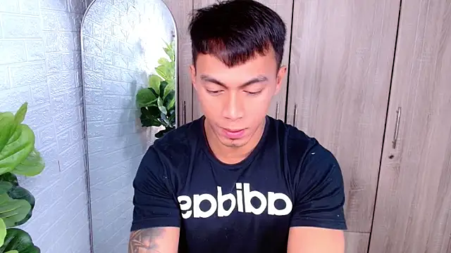 PinooyMilker online show from 11/15/25, 06:33