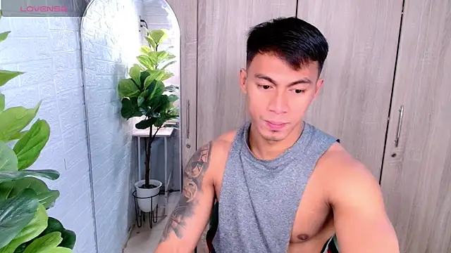 PinooyMilker online show from 11/23/25, 04:12