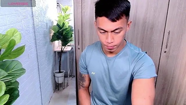 PinooyMilker online show from 01/12/26, 04:39