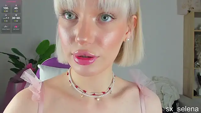 Ice Strawberry online show from 03/27/26, 03:12