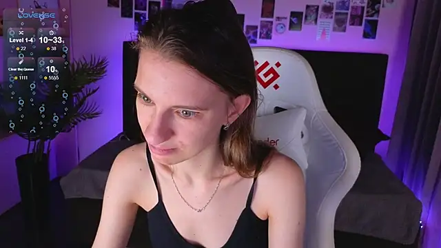 Snapshot of kaleriyaa_ chatting on 10/07/25, 01:25 kaleriyaa online show from 10/07/25, 01:25