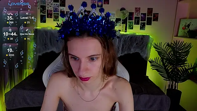 Snapshot of kaleriyaa_ chatting on 10/31/25, 01:28 kaleriyaa online show from 10/31/25, 01:28