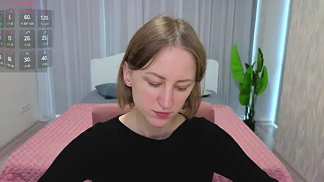 LuluChiiii online show from 10/07/25, 10:34