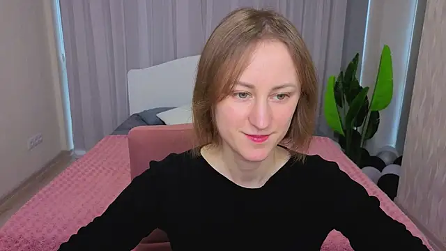 LuluChiiii online show from 11/30/25, 11:47