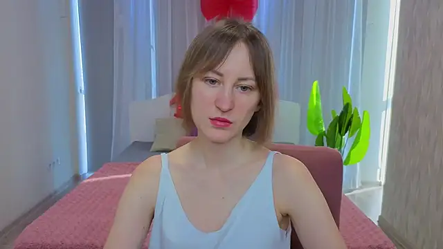 LuluChiiii online show from 02/22/26, 09:19