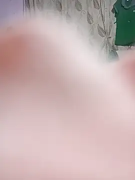 yummyhottie-clit online show from 11/16/25, 08:03