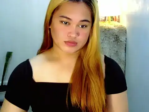 Snapshot of Annierose_ts chatting on 03/26/26, 06:13 Annierose ts online show from 03/26/26, 06:13