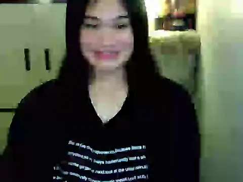 Snapshot of Annierose_ts chatting on 04/23/26, 07:16 Annierose ts online show from 04/23/26, 07:16