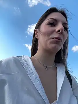 Snapshot of kittyCarrol chatting on 09/23/25, 10:18 kittyCarrol online show from 09/23/25, 10:18