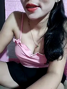 Snapshot of Ingrid428 chatting on 04/21/26, 03:07 Ingrid428 online show from 04/21/26, 03:07