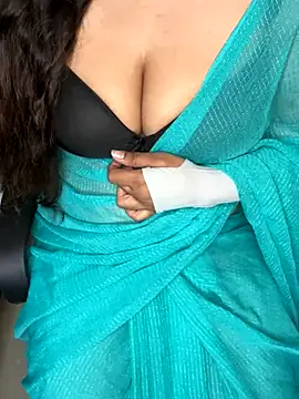 Snapshot of linishal chatting on 10/07/25, 05:10 linishal online show from 10/07/25, 05:10