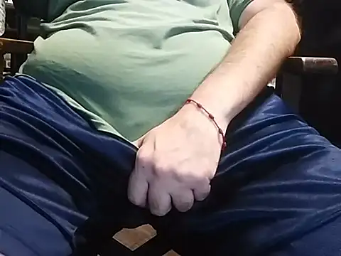 Snapshot of BabyBearMilk chatting on 03/27/26, 10:53 BabyBearMilk online show from 03/27/26, 10:53