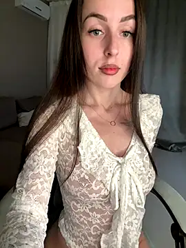 Snapshot of SakuraSara chatting on 09/15/25, 04:07 SakuraSara online show from 09/15/25, 04:07