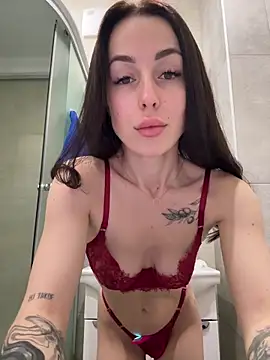 Snapshot of SakuraSara chatting on 11/19/25, 04:34 SakuraSara online show from 11/19/25, 04:34