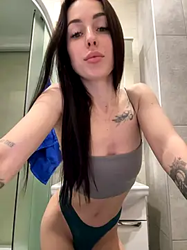 Snapshot of SakuraSara chatting on 11/28/25, 04:48 SakuraSara online show from 11/28/25, 04:48