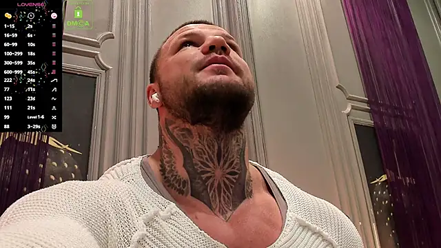 Snapshot of OliverSport chatting on 11/22/25, 10:58 OliverSport online show from 11/22/25, 10:58