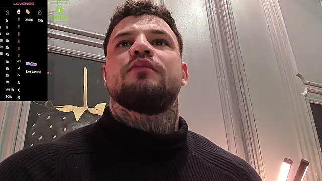 Snapshot of OliverSport chatting on 03/27/26, 11:10 OliverSport online show from 03/27/26, 11:10