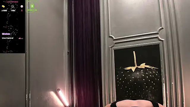 Snapshot of OliverSport chatting on 04/11/26, 05:01 OliverSport online show from 04/11/26, 05:01