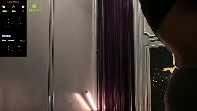 Snapshot of OliverSport chatting on 04/19/26, 11:09 OliverSport online show from 04/19/26, 11:09