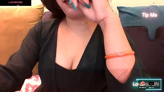 Snapshot of mitali_sanju chatting on 11/24/25, 03:39 mitali sanju online show from 11/24/25, 03:39