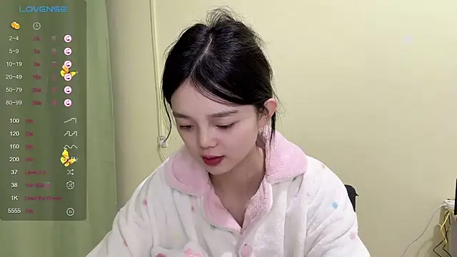 Nicole-13 online show from 10/21/25, 01:56