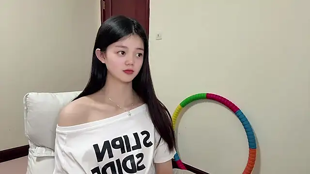 Nicole-13 online show from 04/18/26, 12:20