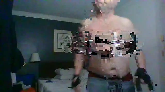 Snapshot of cborzbeyond222 chatting on 04/09/26, 03:06 cborzbeyond222 online show from 04/09/26, 03:06