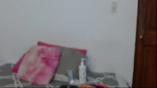 Snapshot of suzanhot_30 chatting on 10/18/25, 07:58 suzanhot 30 online show from 10/18/25, 07:58