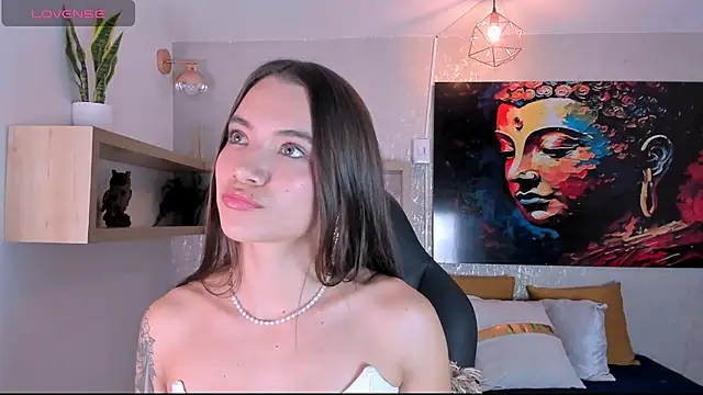 Snapshot of aitana_baker_ chatting on 06/28/26, 04:18 aitana baker online show from 06/28/26, 04:18