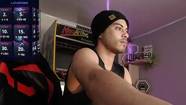 Bastian MCcormick online show from 09/10/25, 12:05