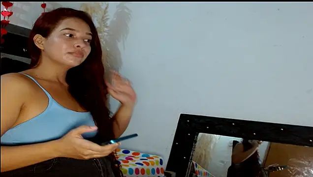 Snapshot of chica_sexy05 chatting on 09/25/25, 08:34 chica sexy05 online show from 09/25/25, 08:34