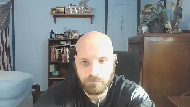 Snapshot of PDrents chatting on 09/12/25, 09:04 PDrents online show from 09/12/25, 09:04