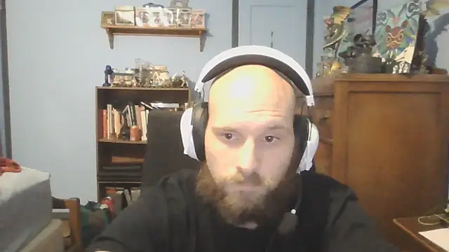 Snapshot of PDrents chatting on 11/19/25, 10:10 PDrents online show from 11/19/25, 10:10