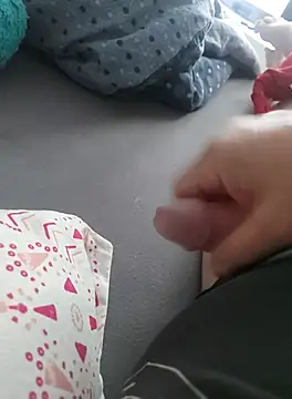 nikfu274 online show from 09/28/25, 06:41