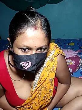 Snapshot of Hotty-rosni chatting on 09/24/25, 10:35 Hotty-rosni online show from 09/24/25, 10:35