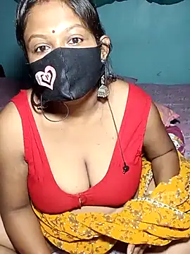 Snapshot of Hotty-rosni chatting on 10/05/25, 11:46 Hotty-rosni online show from 10/05/25, 11:46