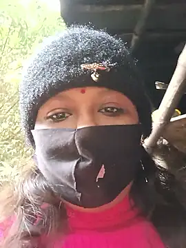 Snapshot of Hotty-rosni chatting on 11/26/25, 01:17 Hotty-rosni online show from 11/26/25, 01:17