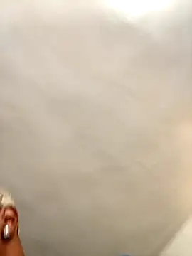 Snapshot of lathadon chatting on 10/16/25, 05:47 lathadon online show from 10/16/25, 05:47