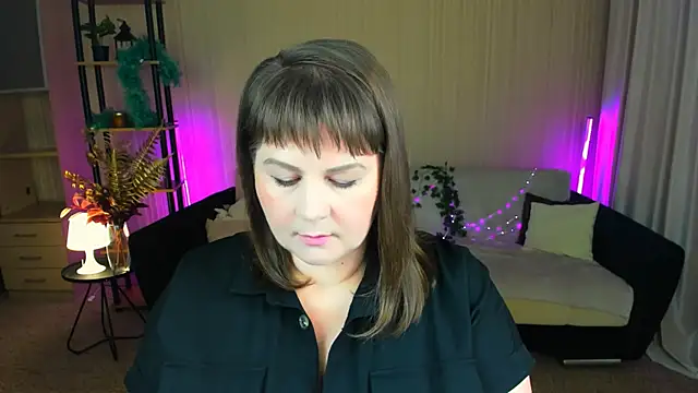 Snapshot of CrystaalStaar chatting on 09/08/25, 06:18 CrystaalStaar online show from 09/08/25, 06:18