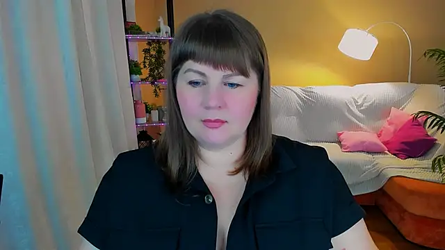 Snapshot of CrystaalStaar chatting on 10/04/25, 07:34 CrystaalStaar online show from 10/04/25, 07:34