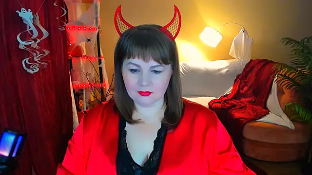 Snapshot of CrystaalStaar chatting on 10/30/25, 08:31 CrystaalStaar online show from 10/30/25, 08:31